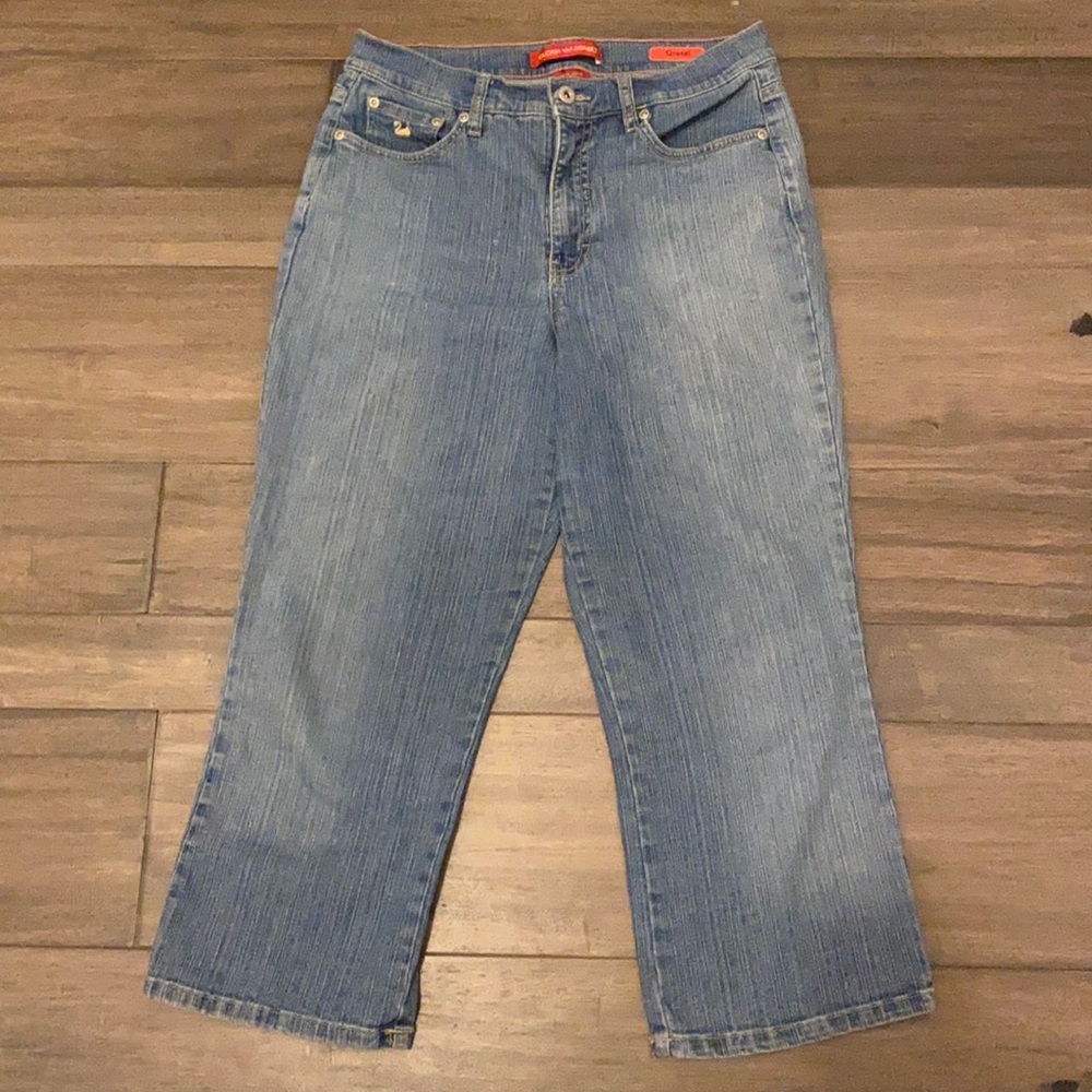 🚨4/$20 $20 Gloria Vanderbilt Gretel Cropped Jean‎